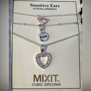 Mix It 3 piece silver cubic zirconia necklace set pink stone heart love